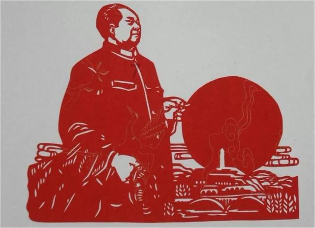 逃出诡异古宅