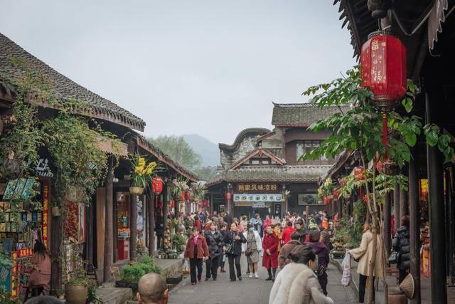 结婚后经常挨打，我该选择离婚吗？游戏画面
